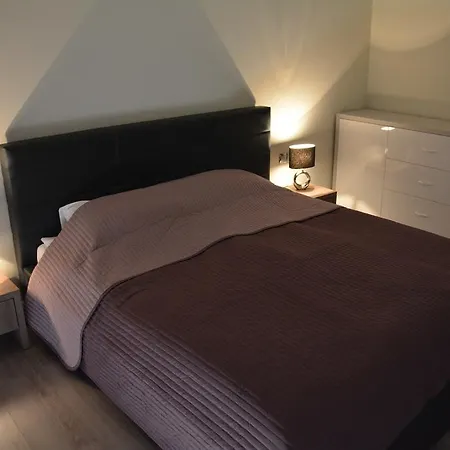 Apartament Vip Мронгово